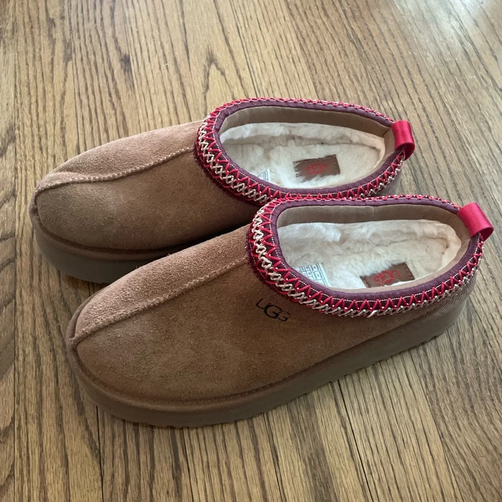 UGG excellent size